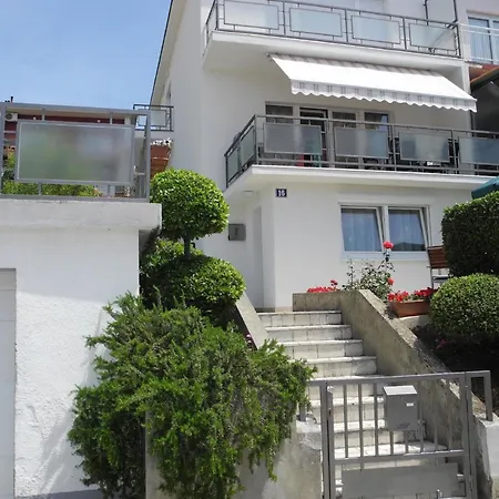 In Mit Terrasse Apartment Crikvenica