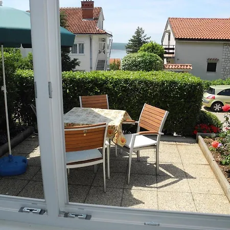 In Mit Terrasse * Crikvenica